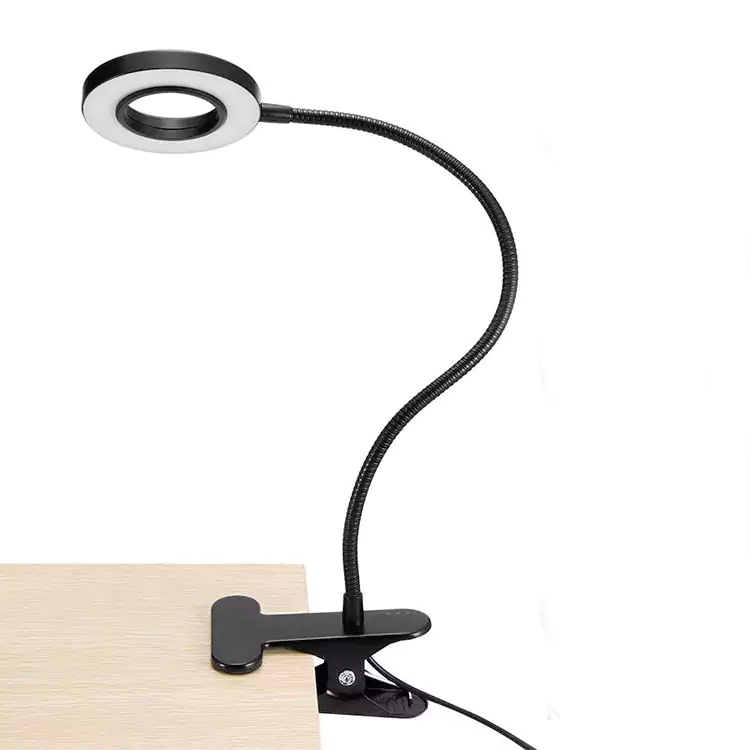 مصباح LED المشبك